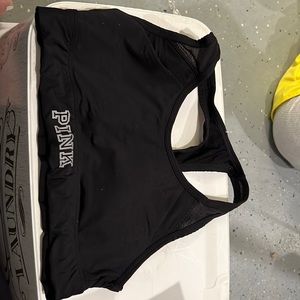 Victoria secret , black , size medium sports bra